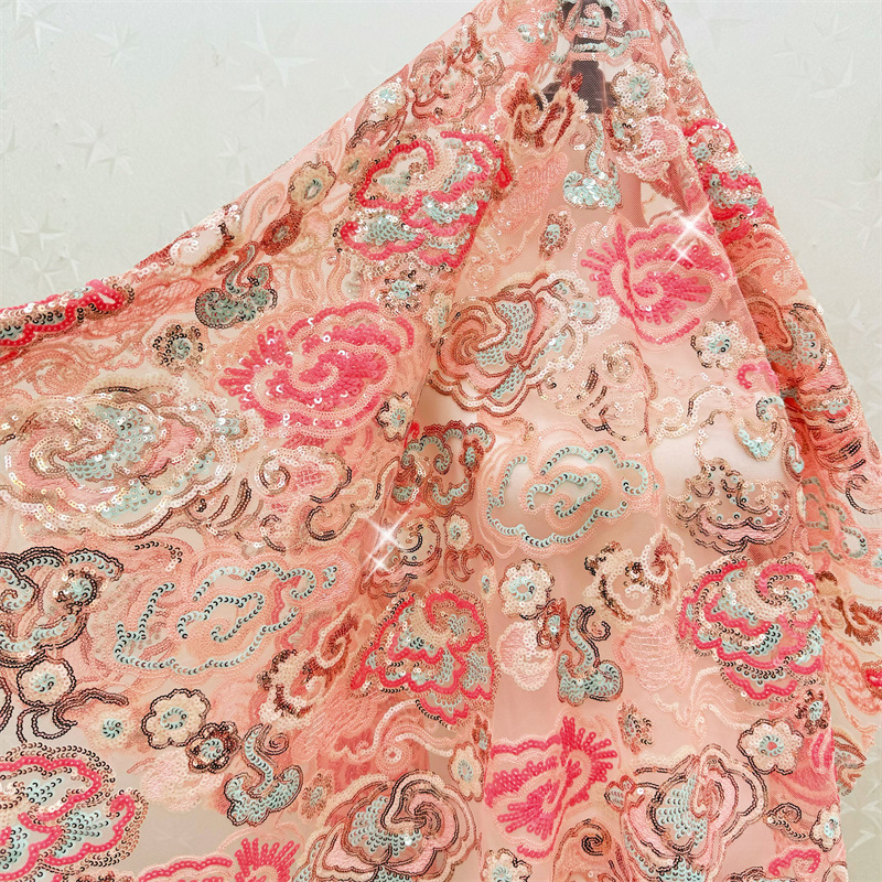 Wedding Dress Supply - 2 หลา/ล็อต ผ้าลูกไม้ปักลายดอกไม้สีชมพูม่วงกว้าง 130 ซม. พร้อมเลื่อม