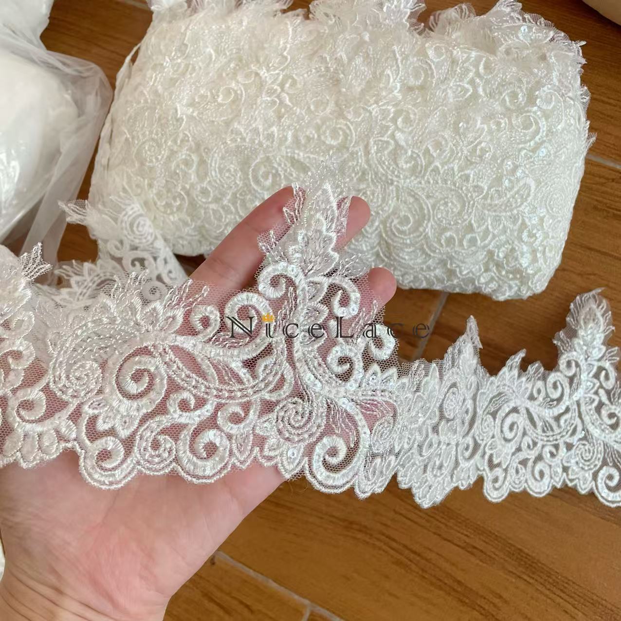 ลูกไม้ปักลายสีงาช้าง 1 หลา ริบ - Wedding Water Supply บทวิจารณ์และราคา