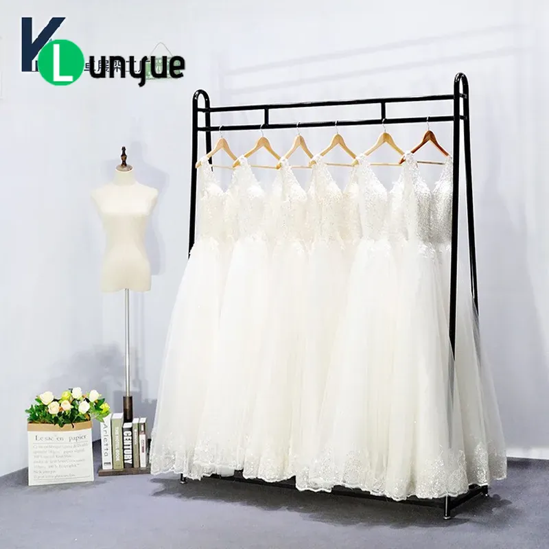 ราวแขวนชุดแต่งงานแบบตั้งพื้นสู - Wedding Solution บทวิจารณ์และราคา